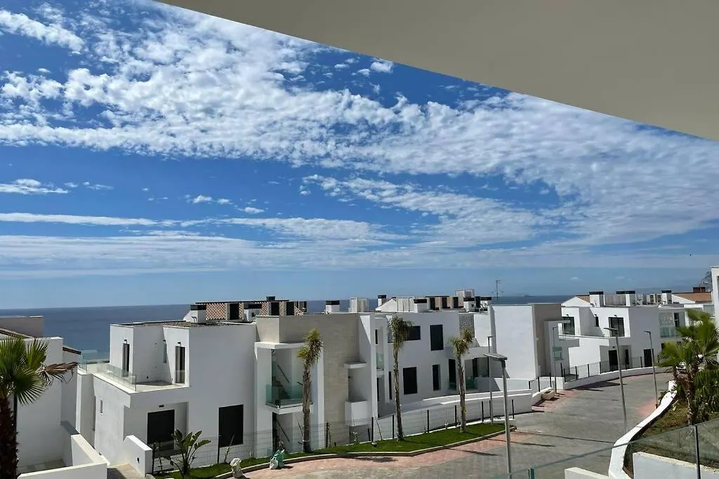 Modern 2 Beds Apartment In Alcaidesa 0*,
